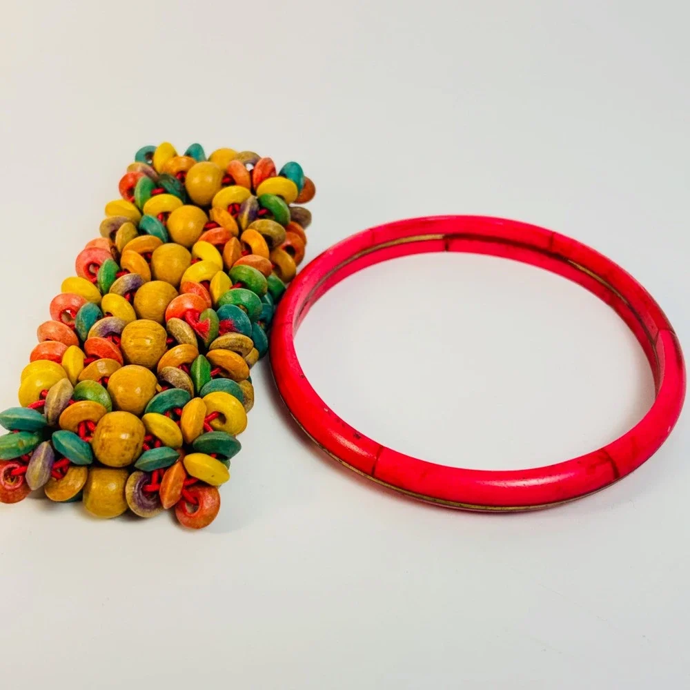 Vintage Bracelet Set Multicolor Wood Bead Stretch Pink Bangle Boho Statement